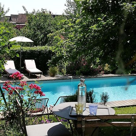 Les Perluetes Hotel Carennac Bagian luar foto